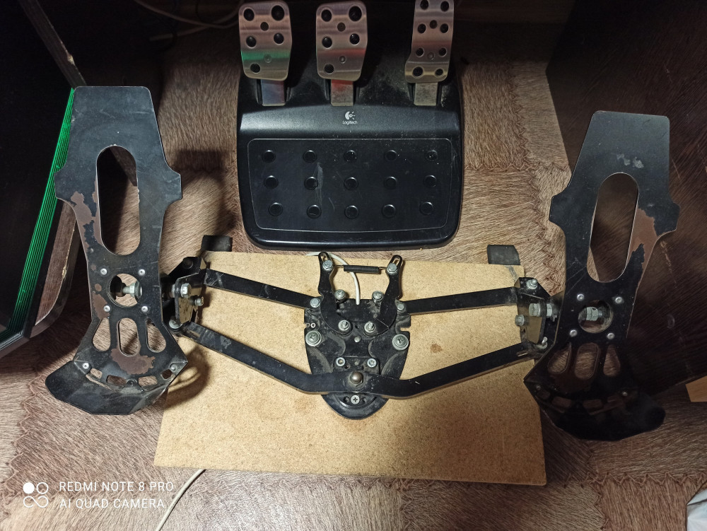 педали.jpg