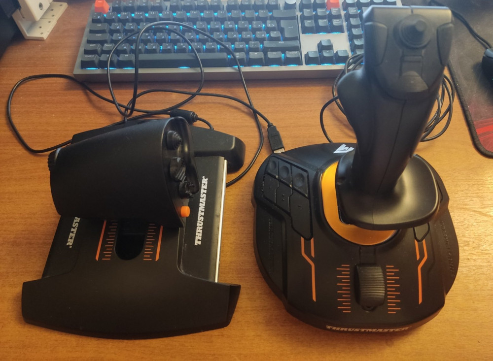 Thrustmaster t16000m FCS 3.jpg