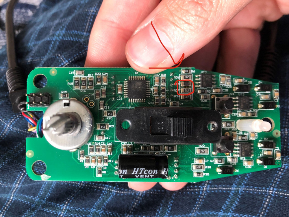 burned out resistor in Gametrix controller.jpg